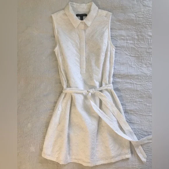 chinese dress ladies Banana Republic white linen dress, size M/Petite